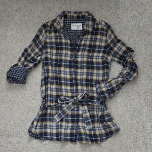 Aeropostale Navy and Yellow Plaid Button Down Shirt